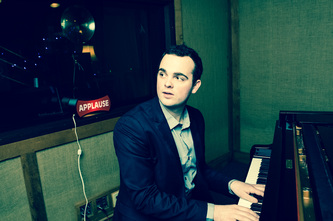 Andrew Walesch Sings Sinatra Next Friday and Saturday at Crooners in Minneapolis