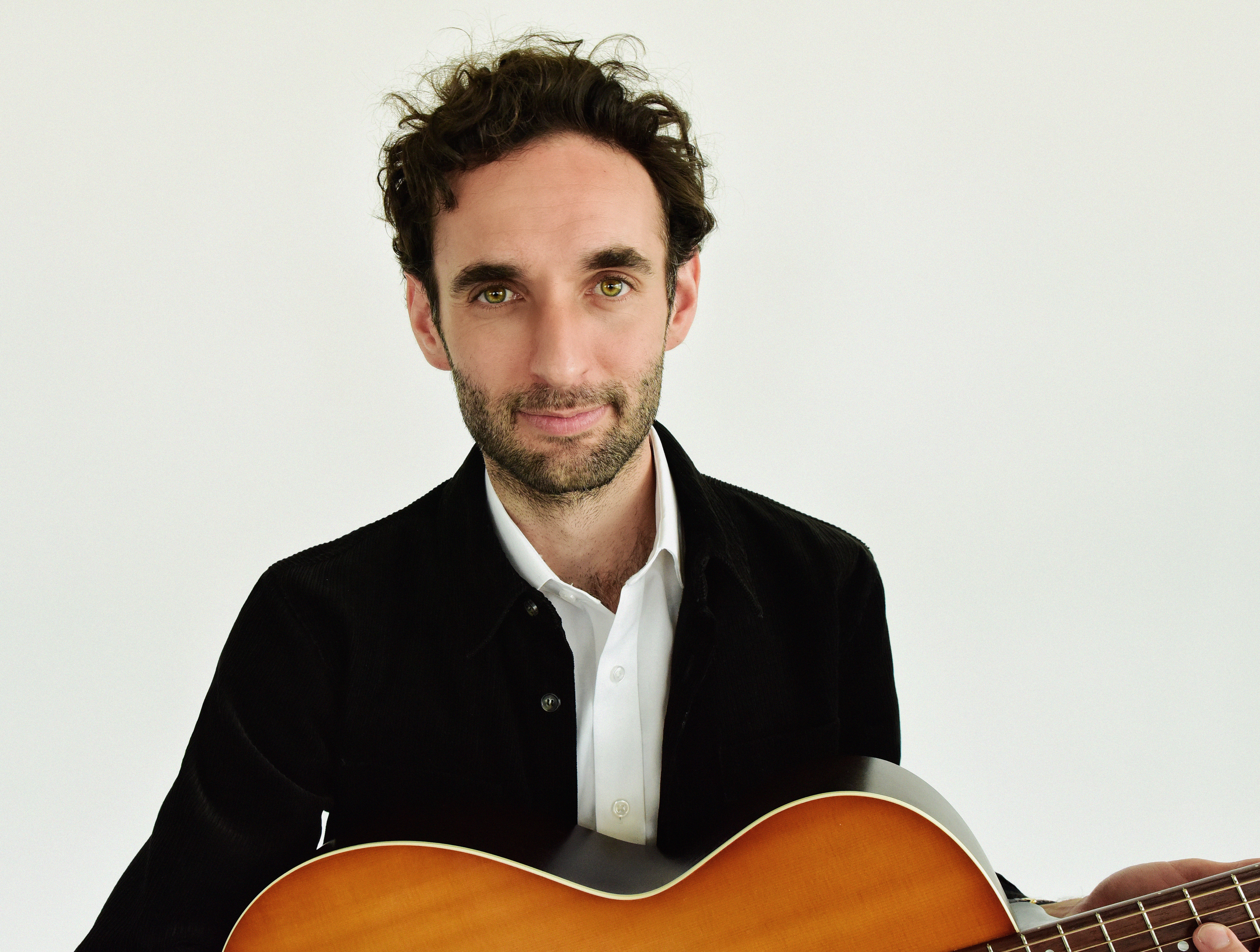 Julian Lage Visits the Afternoon Cruise Ahead of His Shows at the Dakota This Weekend