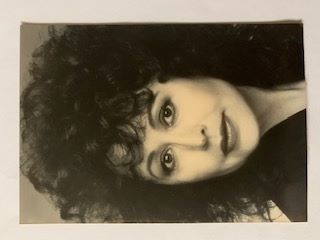 When Vicki Victoria Sings, Expressing the Mood of the Song is the Main Thing