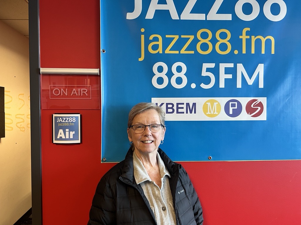 Judi Vinar Puts The Music in Front as She Prepares for a Weekend of Shows at the Capri